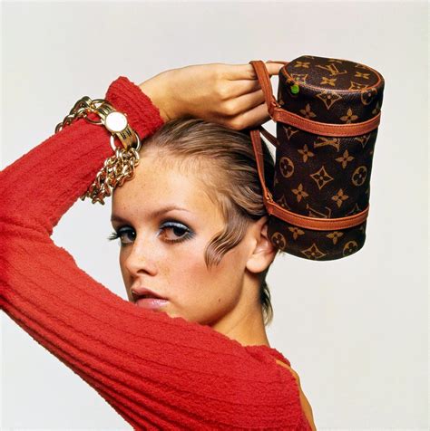 twiggy louis vuitton|twiggy vogue.